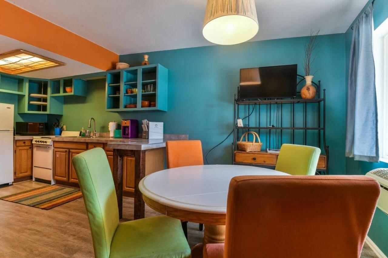 Charming 2 Bedroom Near Downtown - Rose Tree 1 Moab Bagian luar foto